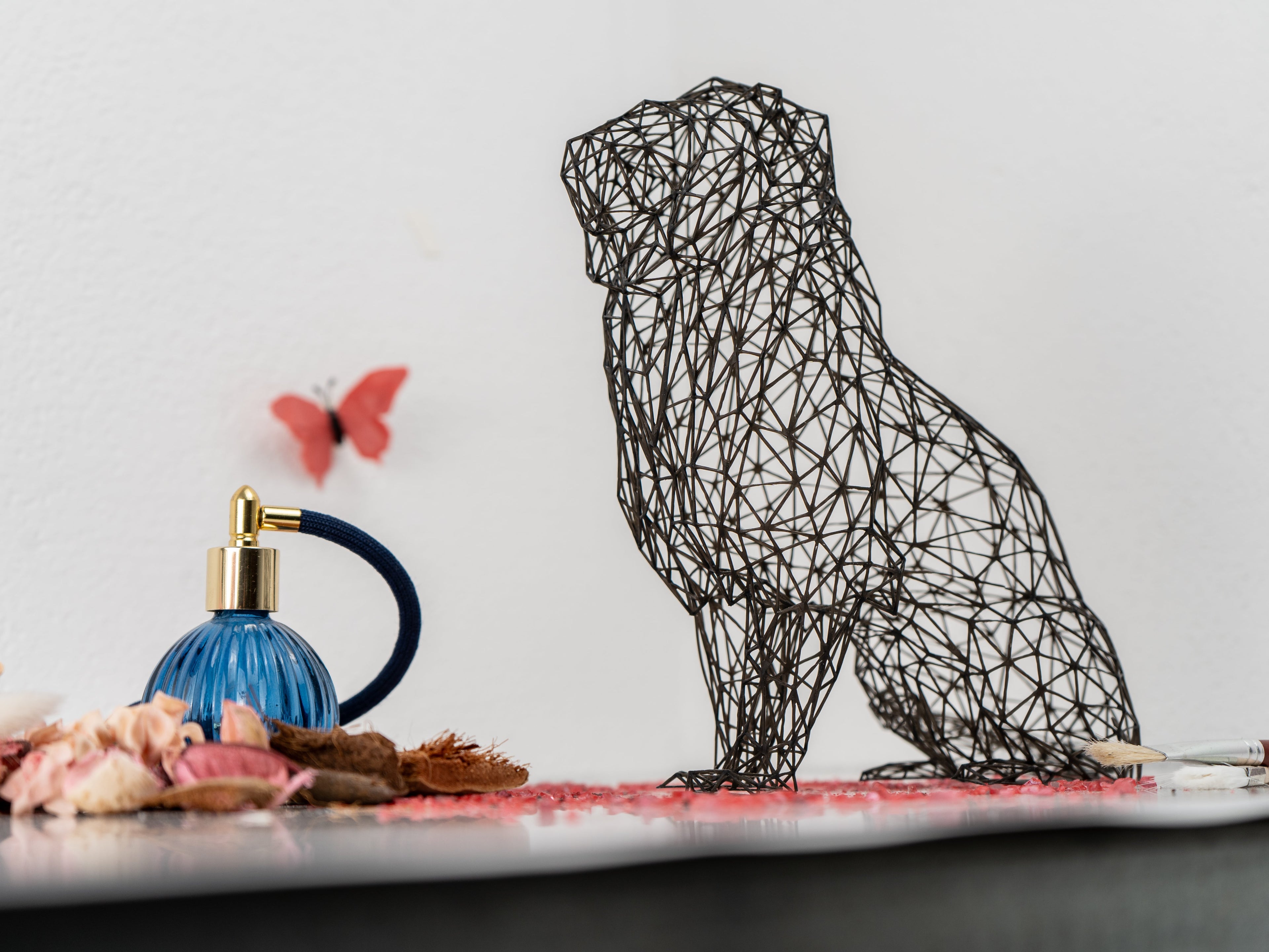 Majestic Lion Wire Art Sculpture – Leijonaveistos