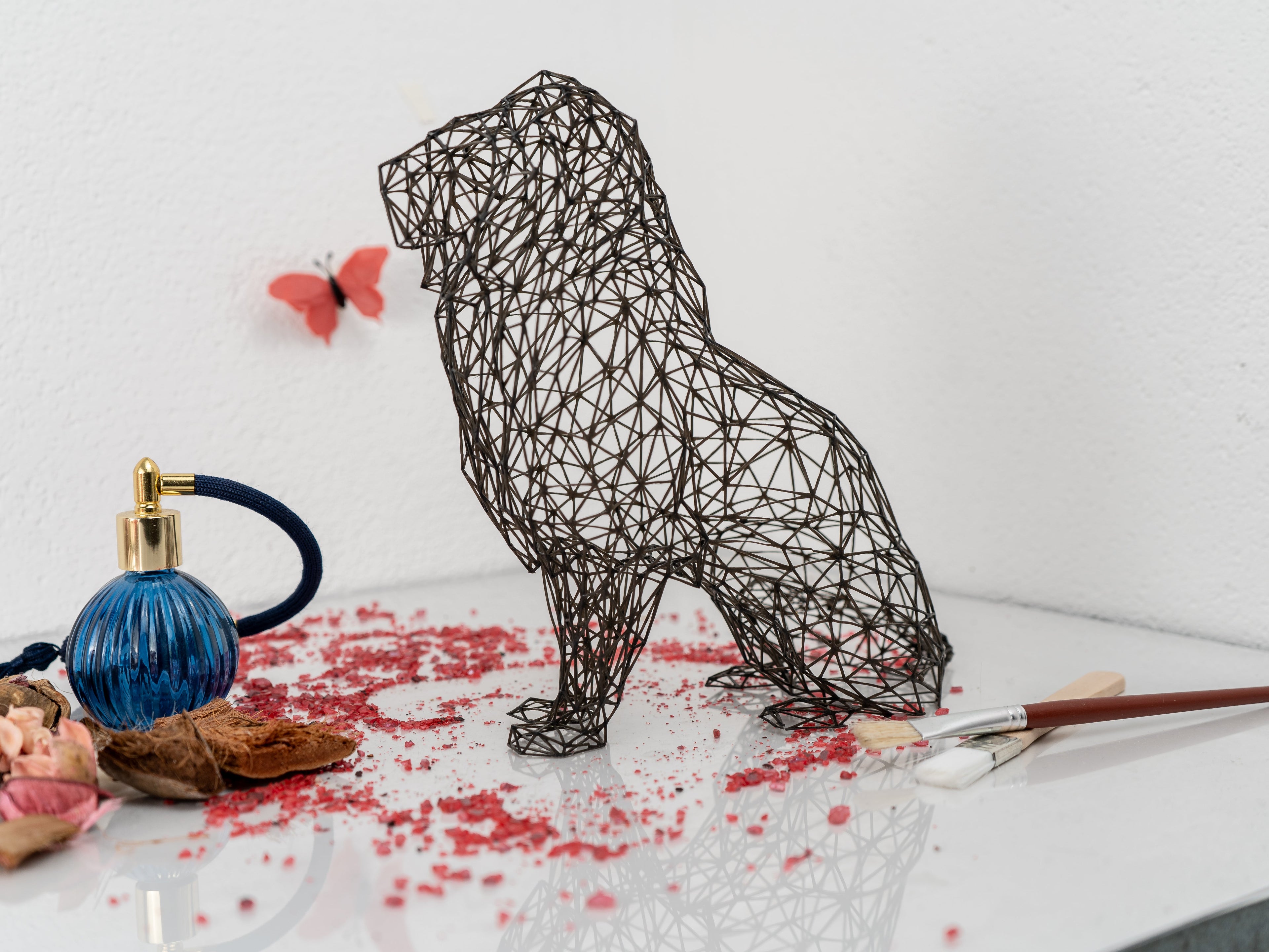 Majestic Lion Wire Art Sculpture – Leijonaveistos
